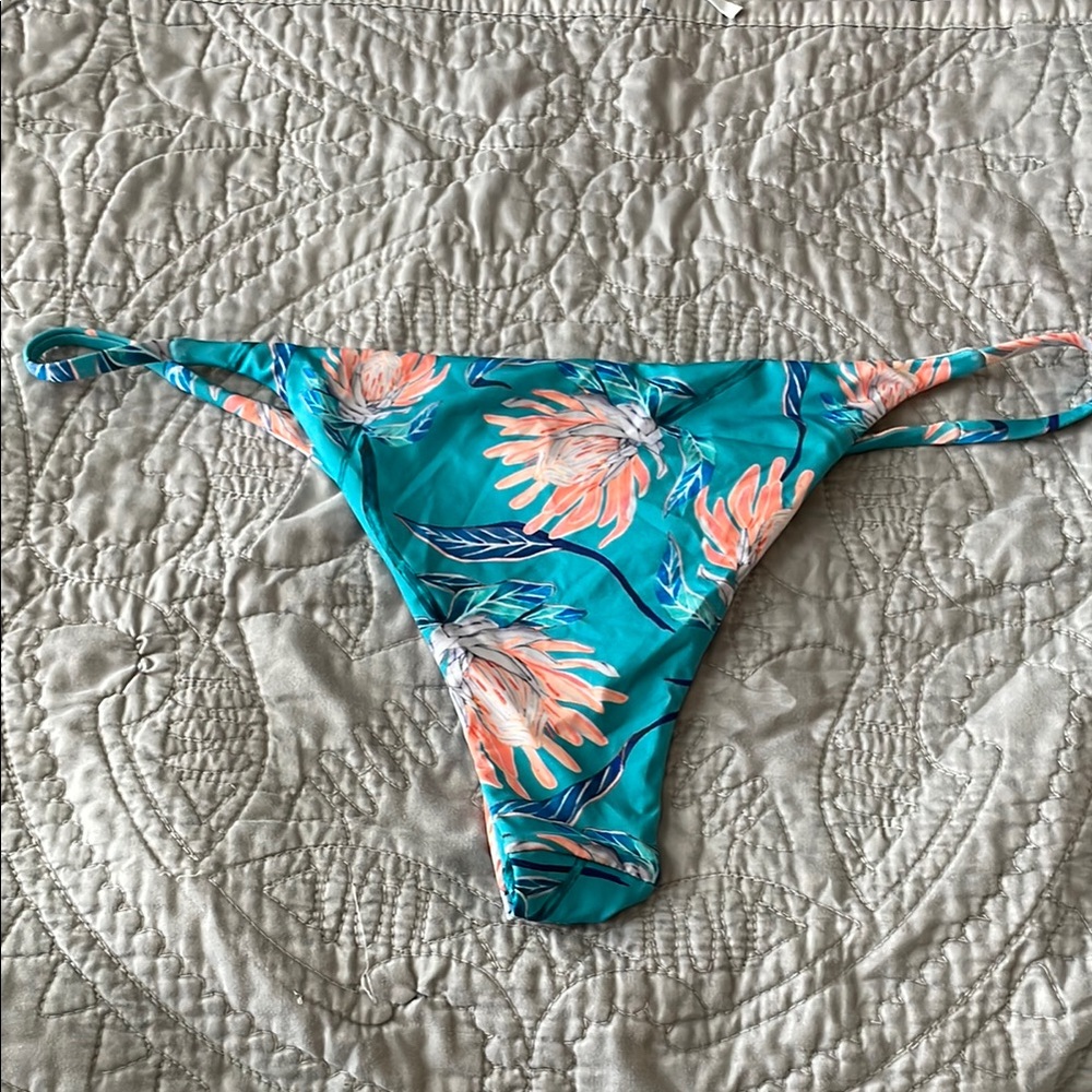 Midori Cruz Bikini Bottom XL